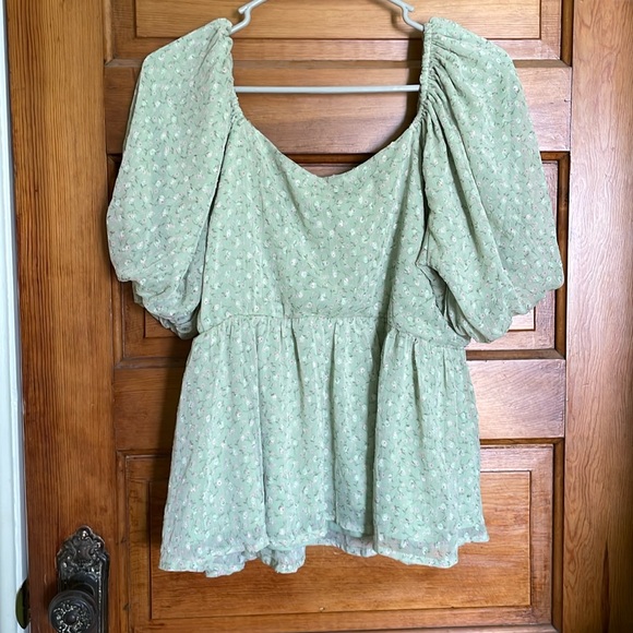 Arula top - Picture 1 of 3